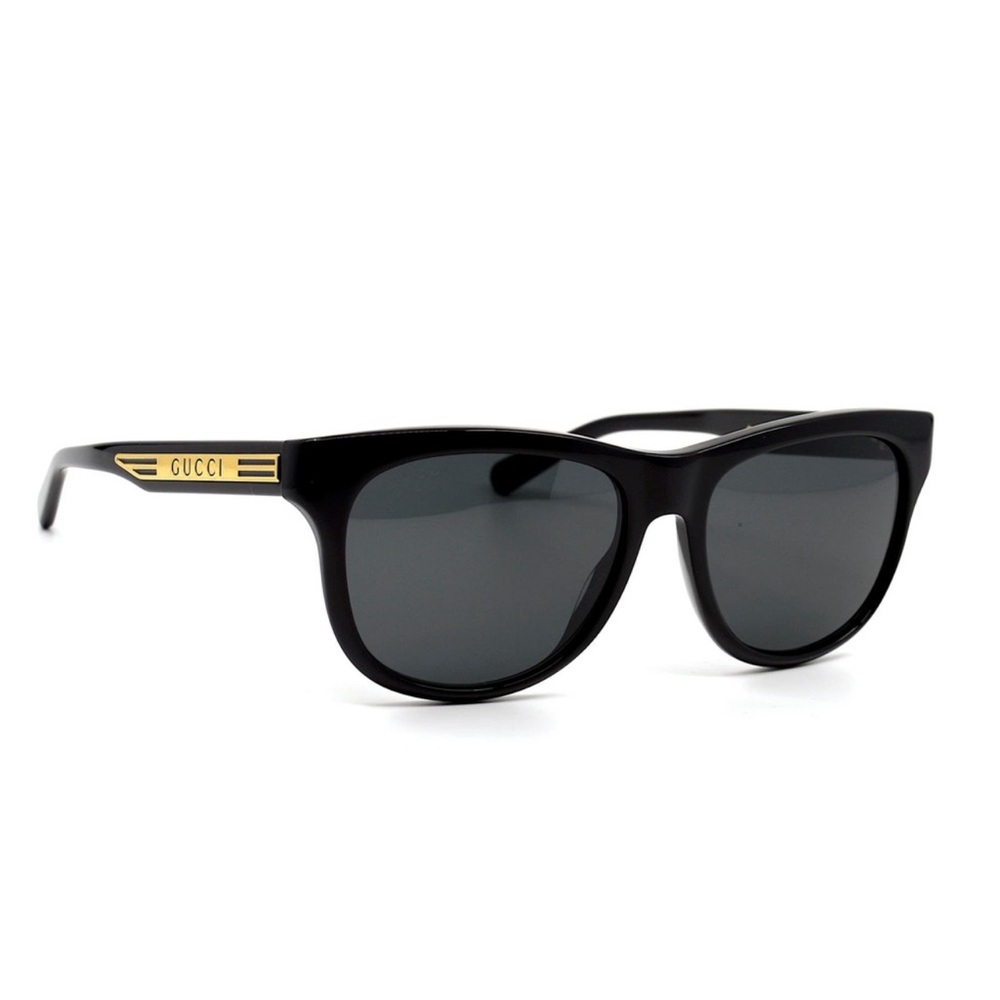 NIB $465 GUCCI gold logo plate rectangle square black sunglasses case